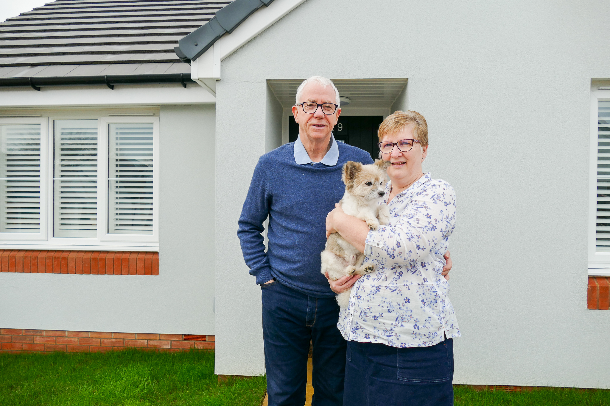 Downsizing couple gets the ‘feel good factor’ with contemporary open-plan bungalow in Devon